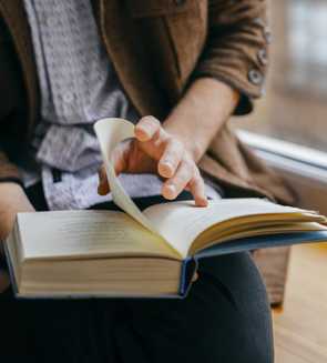 Hachette - By DropTeam